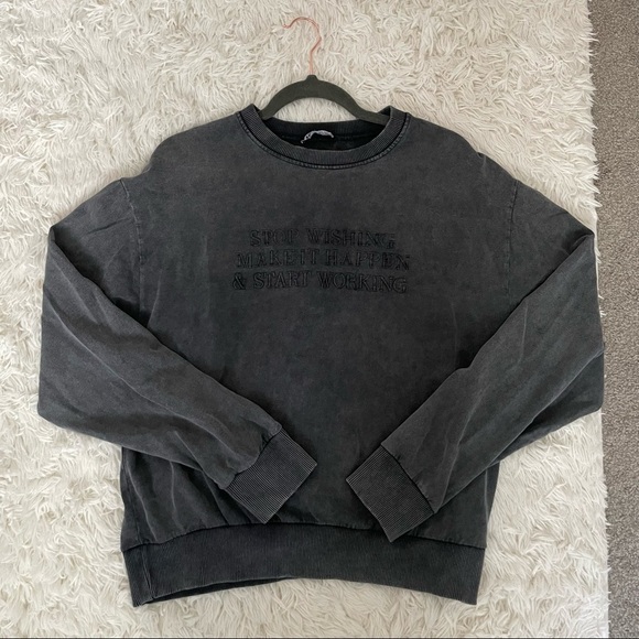 Zara washed oversized graphic sweatshirt - Picture 4 of 8